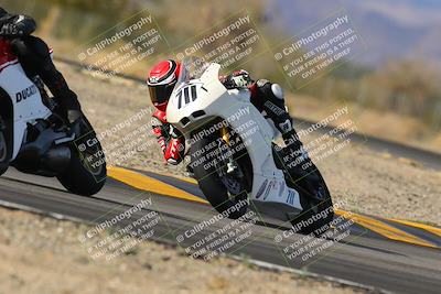 media/Dec-17-2022-SoCal Trackdays (Sat) [[224abd9271]]/Turn 7 Set 2 (1140am)/